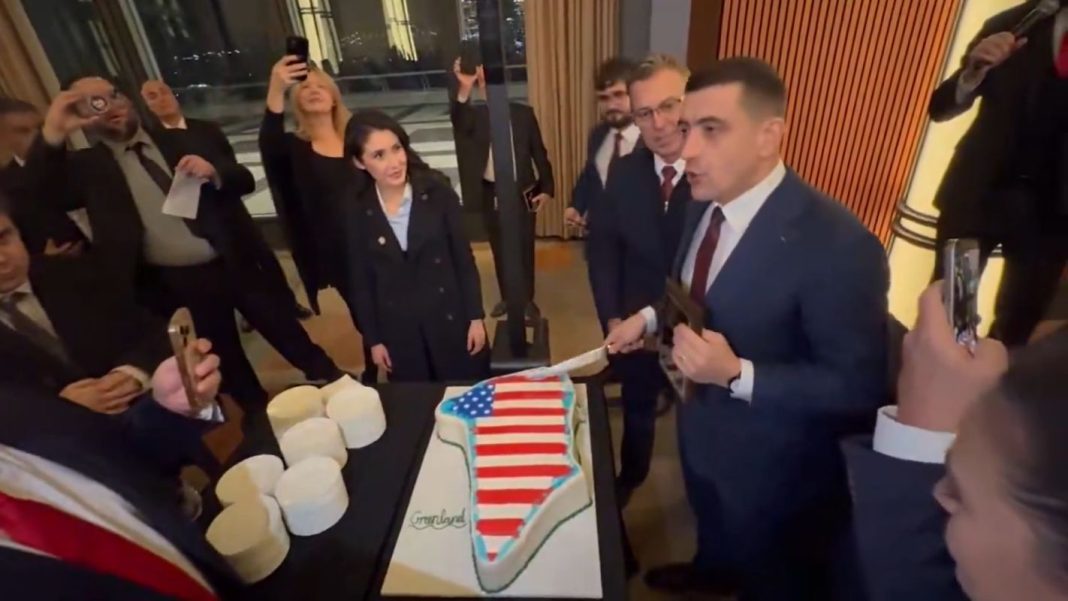 'Suveranismul, Steagul și Cuțitul.' - Ringo Dămureanu